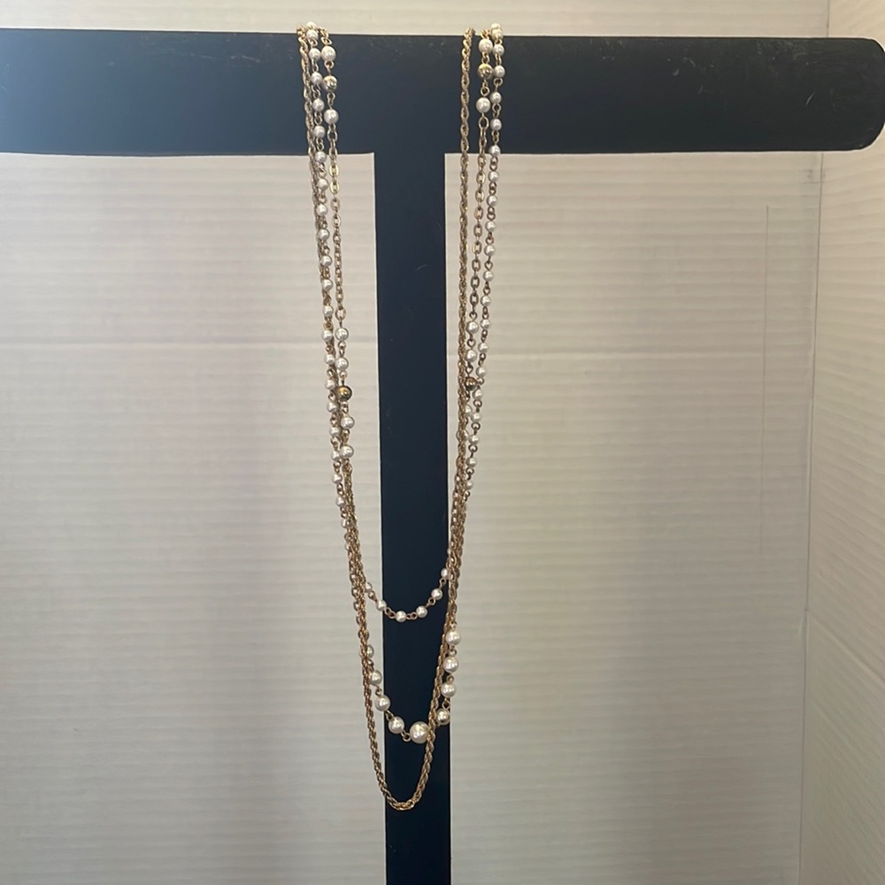Bundle to save $$$. Layered necklace